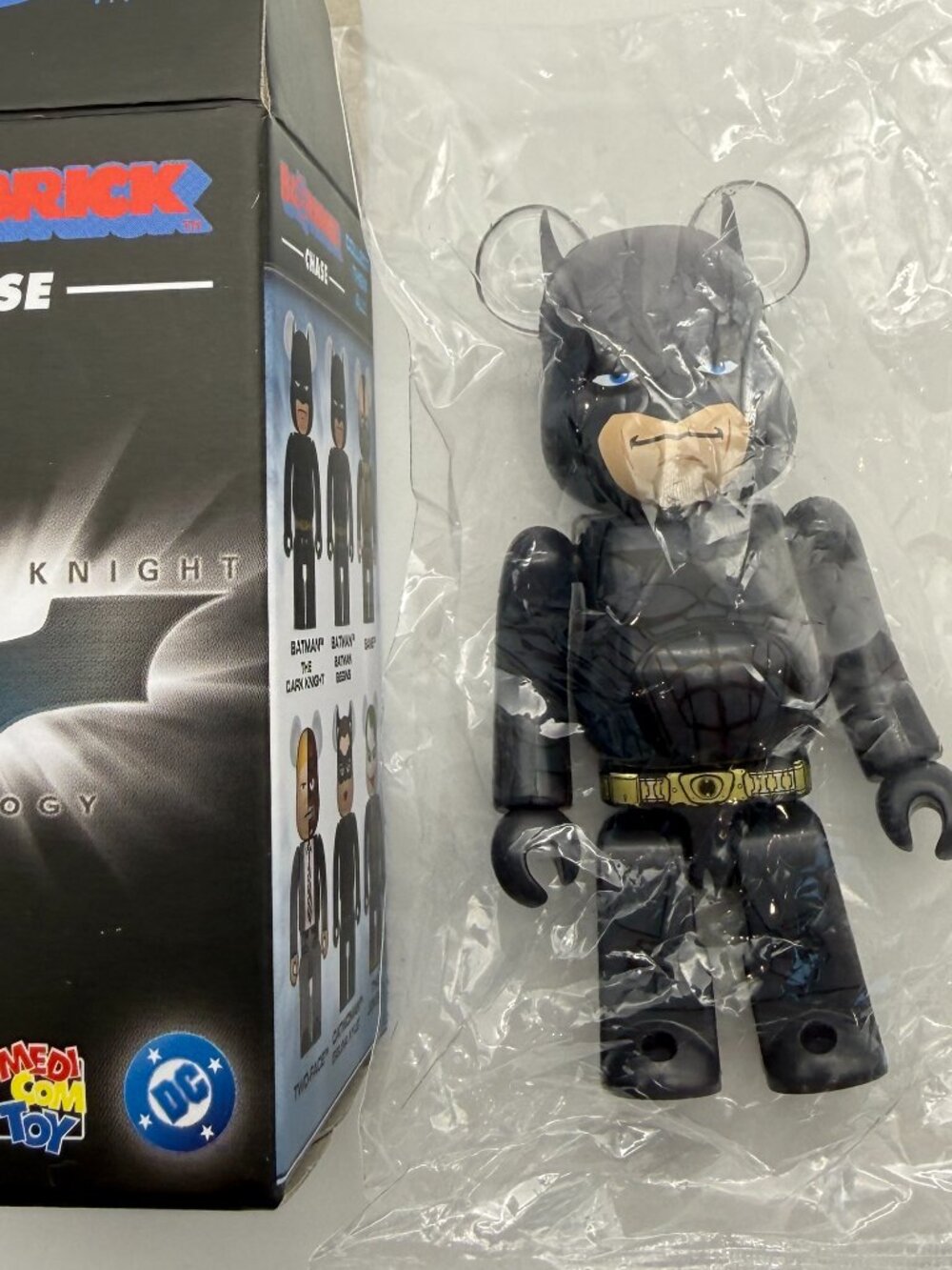 Bearbrick Chase The Dark Night Trilogy BATMAN BEGINS Be@rbrick Figure 100%
